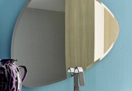 Specchio sagomato e bisellato 