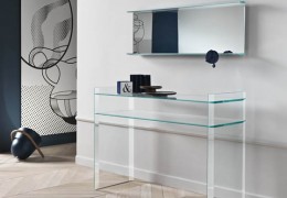 Consolle in vetro temperato e gambe bisellate incollato con lampada UV 